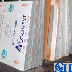 Tấm Nhựa Mica 44 Alu tấm