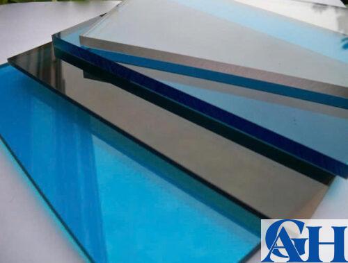 Tấm Poly Đặc